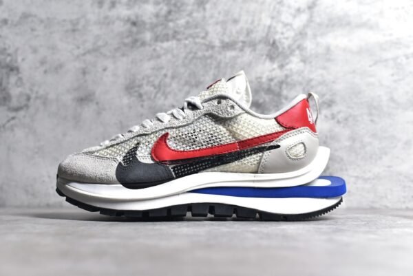 Sacai x VaporWaffle Sport Fuchsia Game Royal    CB1363-100