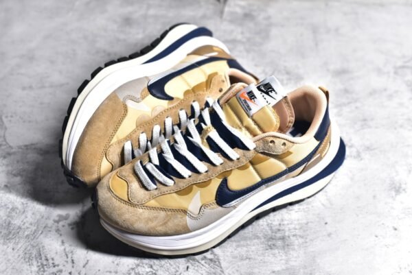 Sacai x VaporWaffle Sesame Blue Void    DD1875-200 - Image 7