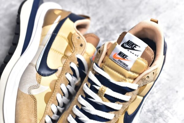 Sacai x VaporWaffle Sesame Blue Void    DD1875-200 - Image 9