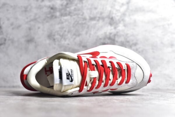 Sacai x VaporWaffle White Red    DD1875-110 - Image 4