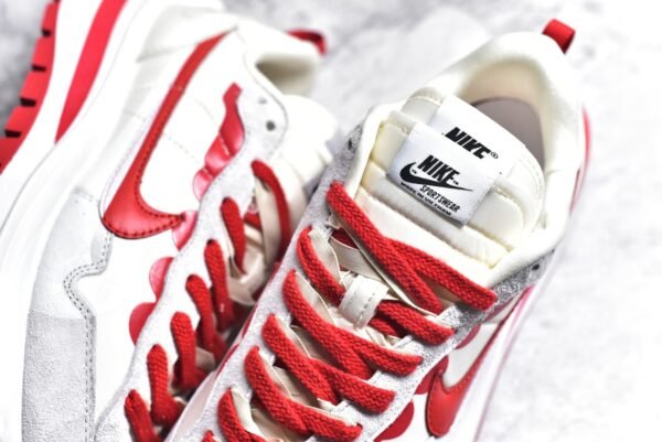 Sacai x VaporWaffle White Red    DD1875-110 - Image 9