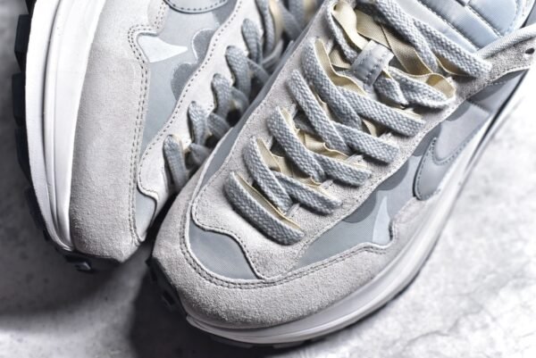 Sacai x VaporWaffle grey    DD1875-108 - Image 7