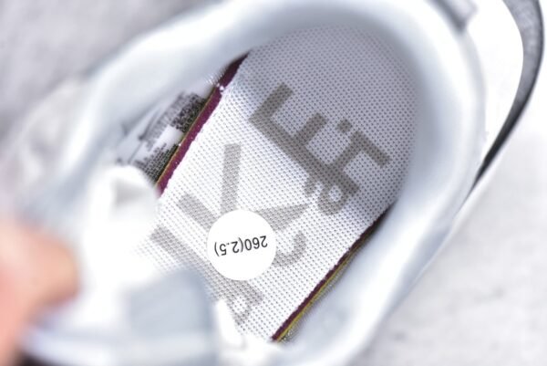 Sacai x VaporWaffle grey    DD1875-108 - Image 15
