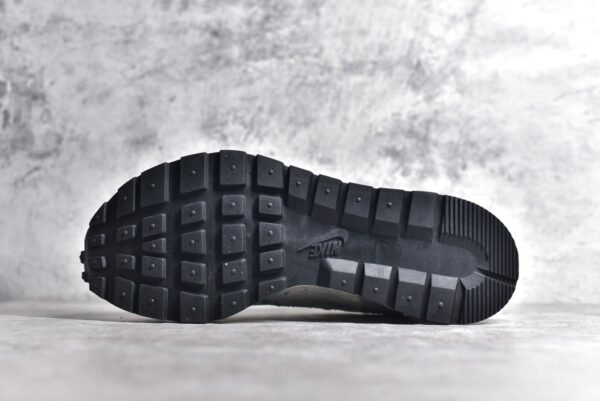 Sacai x VaporWaffle x Jean Paul Gaultier White    DR5209-100 - Image 6
