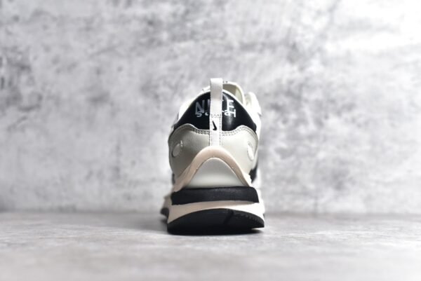Sacai x VaporWaffle White Black    DD1875-102 - Image 5
