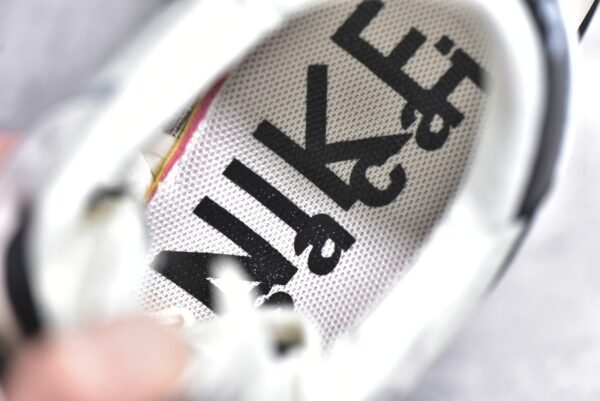 Sacai x VaporWaffle White Black    DD1875-102 - Image 15