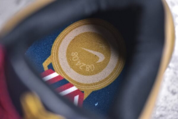 Nike Zoom Kobe 4 Gold Medal    FQ3544-100 - Image 15
