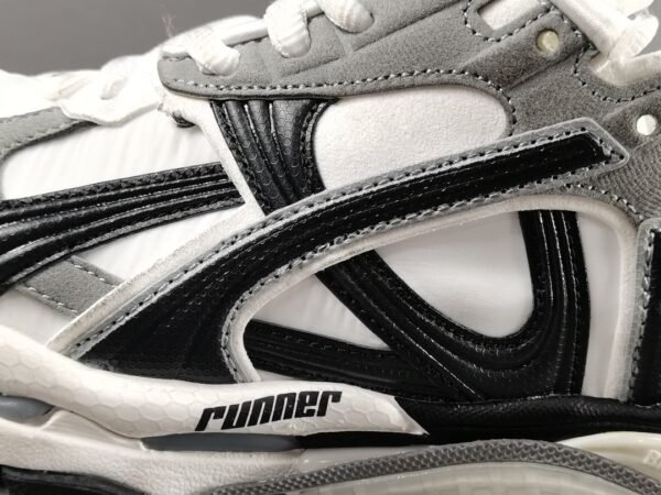 Balenciaga  Runner  gray black 776727 W3RNY 9012 - Image 12