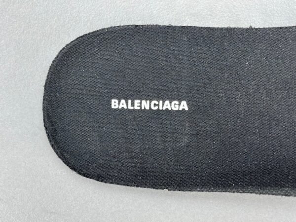 Balenciaga  CIRCUIT Silverwhite 793945WFLGY9100 - Image 21