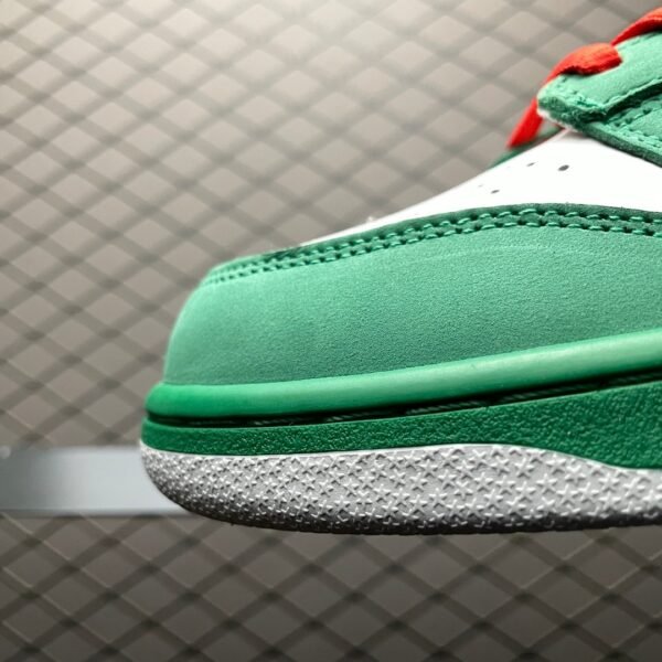 Nike SB Dunk Low Heineken    304292-302 - Image 6