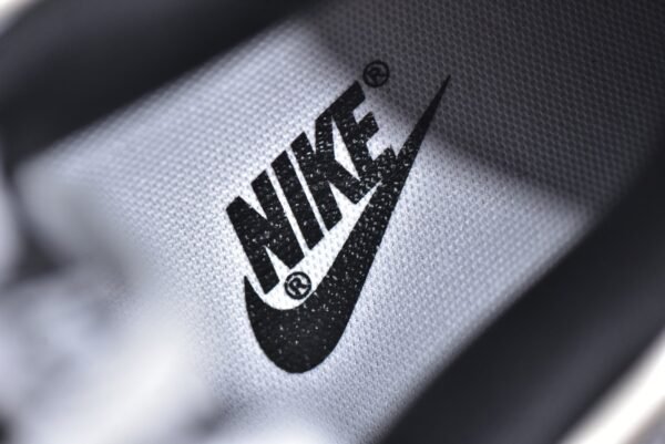 Nike SB Dunk Low Heartbeat Email Heart Weimi Blue Brown    DD1391-100 - Image 15