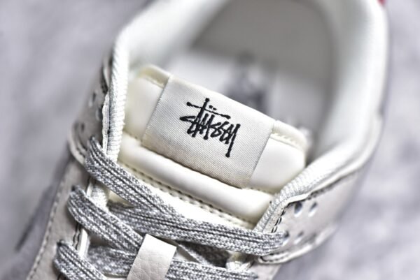 Nike SB Dunk Low Stusey Collaboration - Grey White Light Grey Hook    SJ2068-302 - Image 11