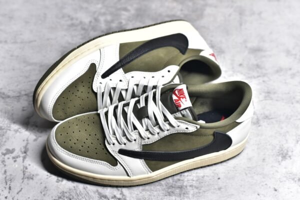 Jordan 1 Retro Low OG SP x Travis Scott Medium Olive    DM7866-200 - Image 7