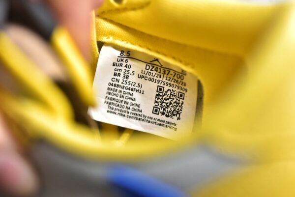 Jordan 1 Retro Low OG SP x Travis Scott Canary    DZ4137-700 - Image 16