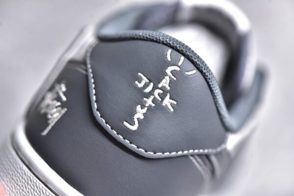Travis Scott x Fragment Design x Air Jordan 1 Low OG SP Shadow of the Dark Night    XZ3398-003 - Image 13