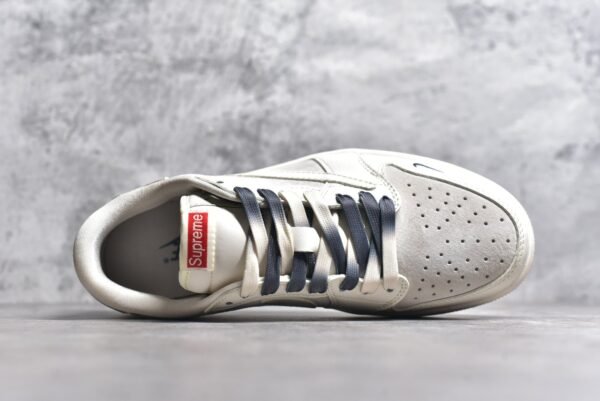 Travis Scott x Fragment Design x Air Jordan 1 Low OG SP Supreme joint-off-white and gray    BB7518-001 - Image 4