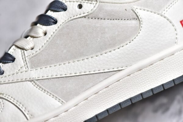 Travis Scott x Fragment Design x Air Jordan 1 Low OG SP Supreme joint-off-white and gray    BB7518-001 - Image 12