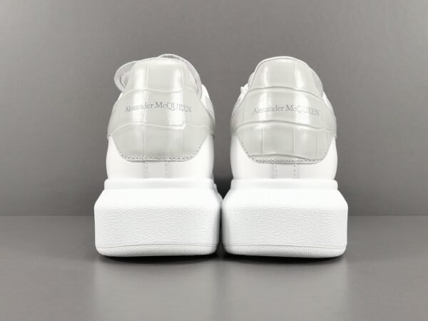 Alexander McQueen - Image 3