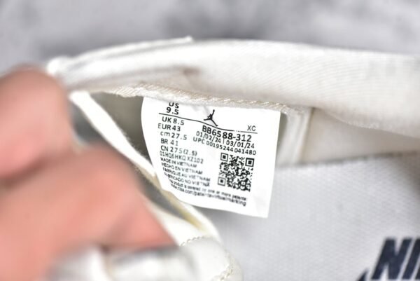 Travis Scott x Fragment Design x Air Jordan 1 Low OG SP Burberry joint-off-white navy    BB6588-312 - Image 16