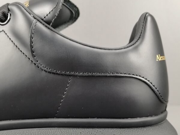 Alexander McQueen  Black - Image 12