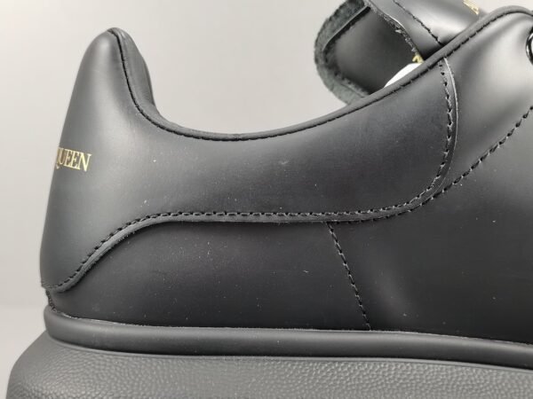 Alexander McQueen  Black - Image 14