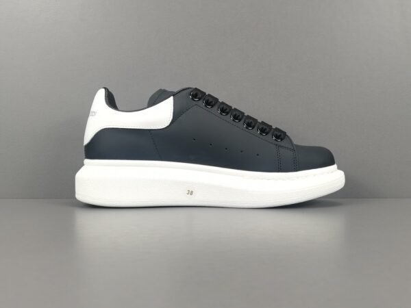 Alexander McQueen  Black - Image 2