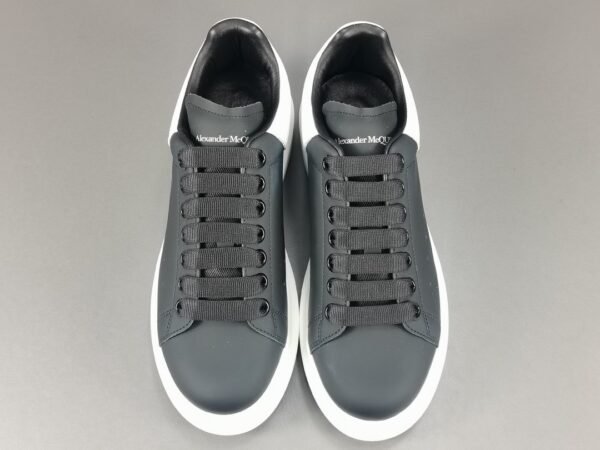 Alexander McQueen  Black - Image 4