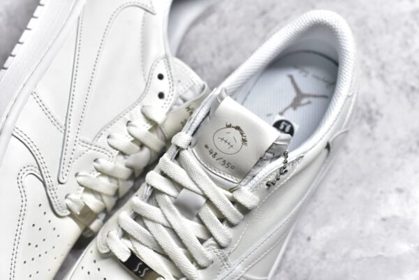 Travis Scott x Air Jordan AJ1 Low OG SP TS Limited to relatives and friends Pure white    TD1228-111 - Image 9