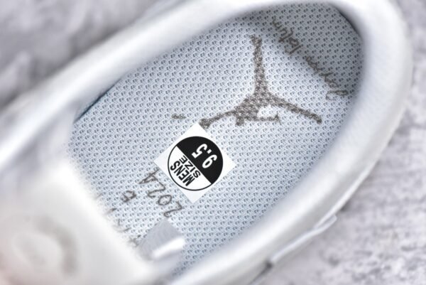 Travis Scott x Air Jordan AJ1 Low OG SP TS Limited to relatives and friends Pure white    TD1228-111 - Image 15