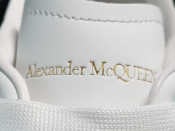 Alexander McQueen  Black tail - Image 15