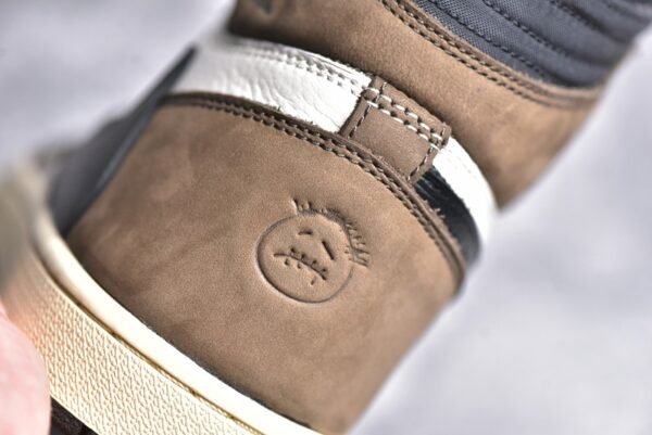 Travis Scott x Jordan Air Jordan 1 High OG TS SP Brown  CD4487-100 - Image 17