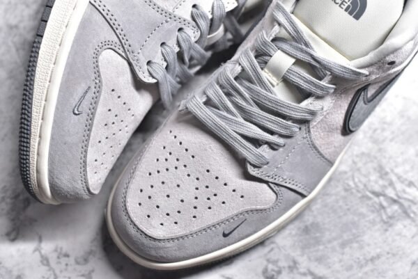 Air Jordan AJ1 Low Low cut series custom color matching    DM5688-111 - Image 7