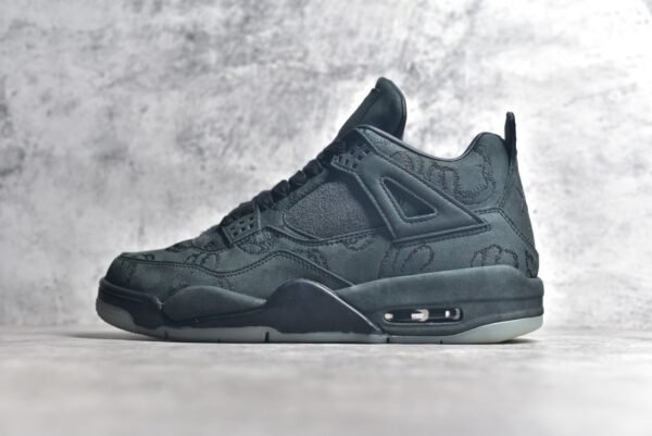 KAWS x Air Jordan AJ4  Graffiti collaboration in black and green    930155-001