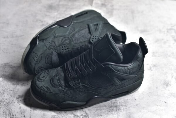 KAWS x Air Jordan AJ4  Graffiti collaboration in black and green    930155-001 - Image 11
