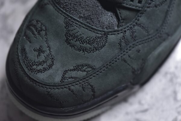 KAWS x Air Jordan AJ4  Graffiti collaboration in black and green    930155-001 - Image 12