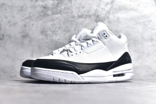 Fragment Design x Air Jordan AJ3 Fujiwara Hiroshi Lightning Collaboration    DA3595-100 - Image 3