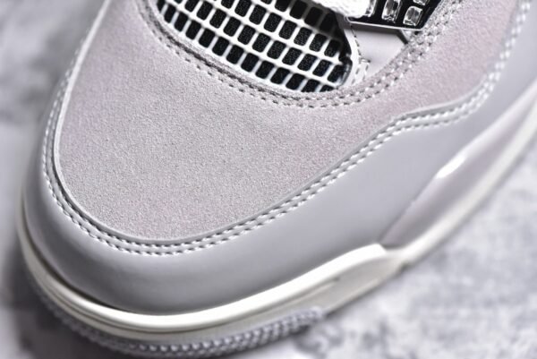 Jordan Air Jordan 4 "Light Iron Ore" "Frozen Moments"  Liquid silver gray    AQ9129-001 - Image 6