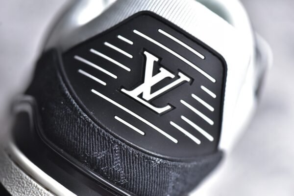Louis Vuitton LV Trainer White Black     1A9JG9 - Image 13