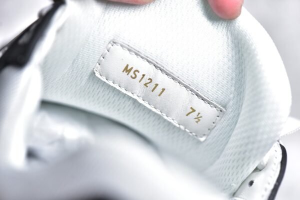 Louis Vuitton LV Trainer White Black     1A9JG9 - Image 17