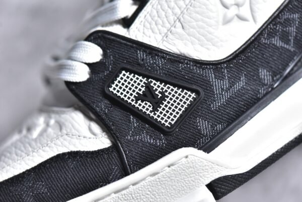 Louis Vuitton LV Trainer White Black     1A9JG9 - Image 20