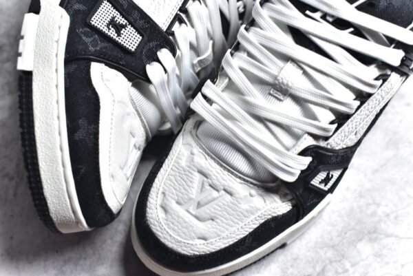 Louis Vuitton LV Trainer White Black     1A9JG9 - Image 6