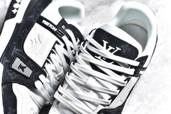 Louis Vuitton LV Trainer White Black     1A9JG9 - Image 7