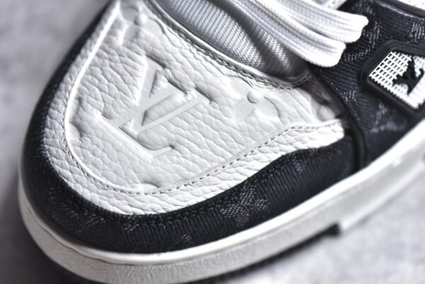 Louis Vuitton LV Trainer White Black     1A9JG9 - Image 10