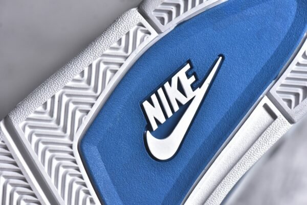 Discover the Air Jordan AJ4 Retro “Military Blue” (2024)    FV5029-141 - Image 9