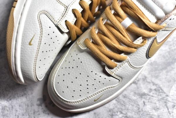 Nike Dunk Low x Supreme Customized color scheme in white and yellow    RM2308-236 - Image 12