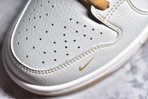 Nike Dunk Low x Supreme Customized color scheme in white and yellow    RM2308-236 - Image 13